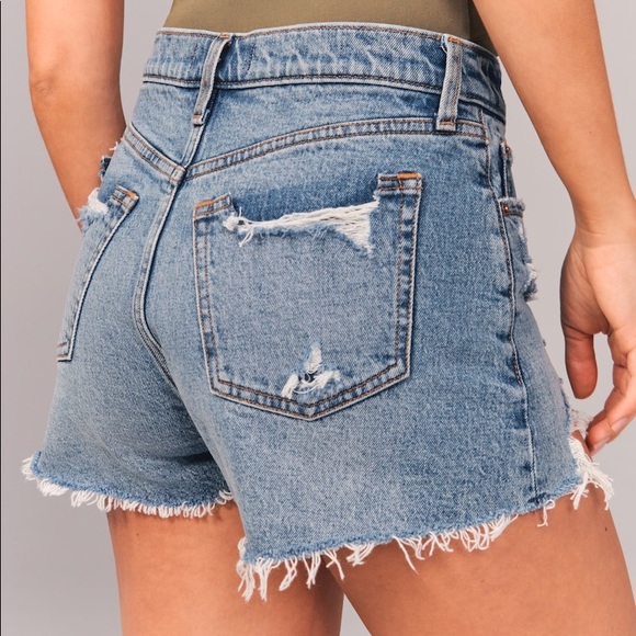 NWT Abercrombie high rise mom short medium destroy - Picture 5 of 13